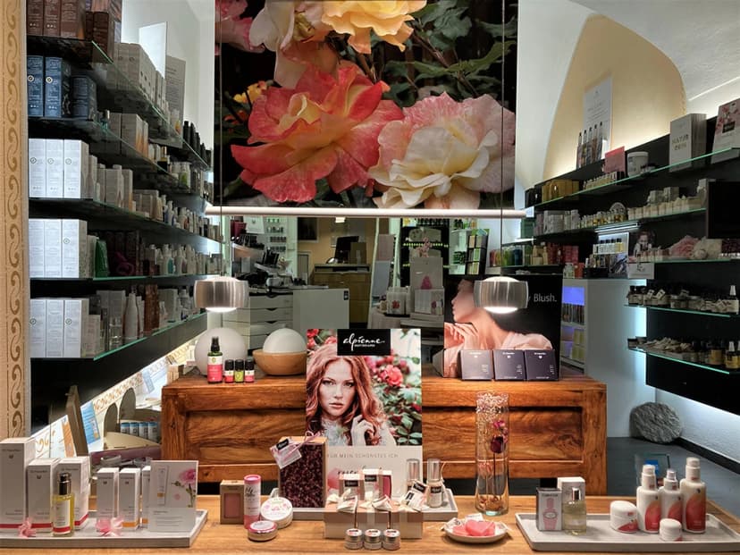 Table full of articles from Balsam Naturkosmetik